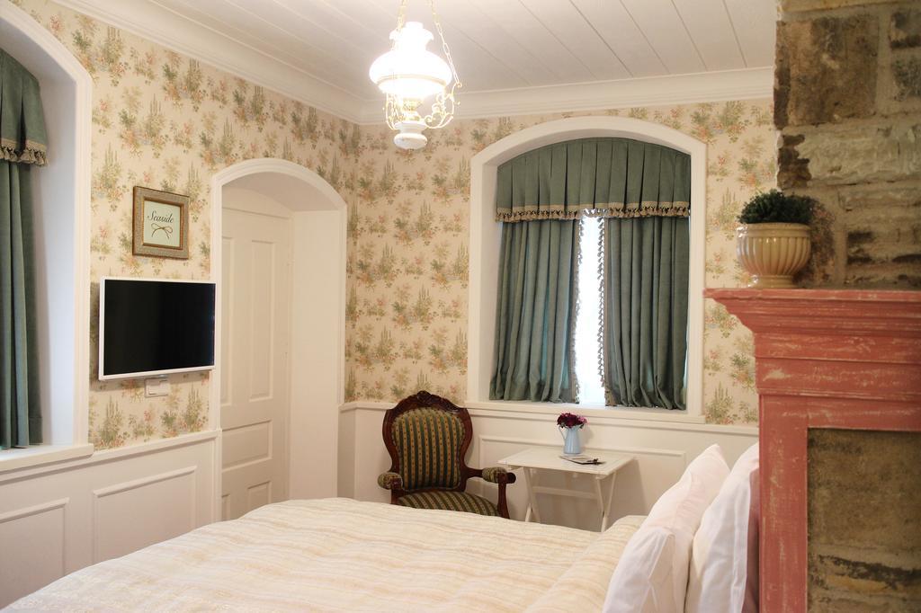 Lola 38 Hotel Foça Eksteriør billede